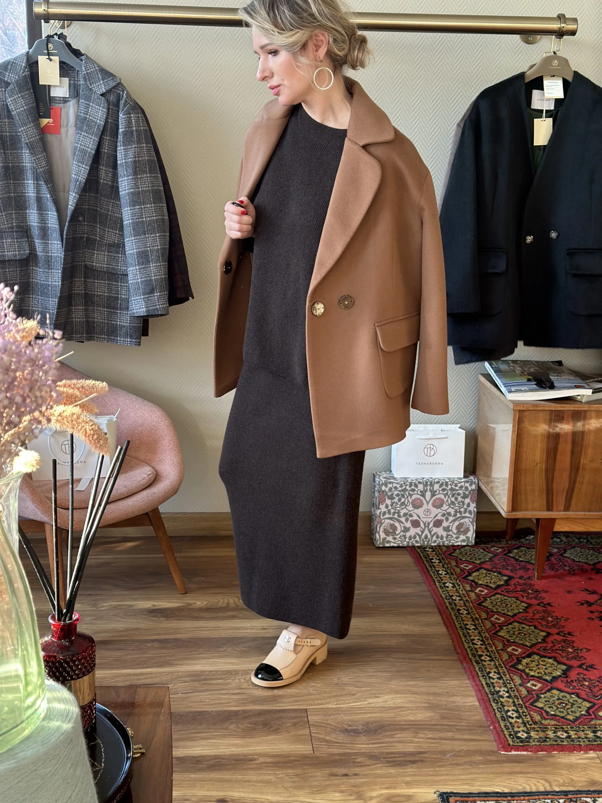 Костюм из 100% кашемира LoroPiana Грета Трюфель Костюм из 100% кашемира LoroPiana Грета Трюфель