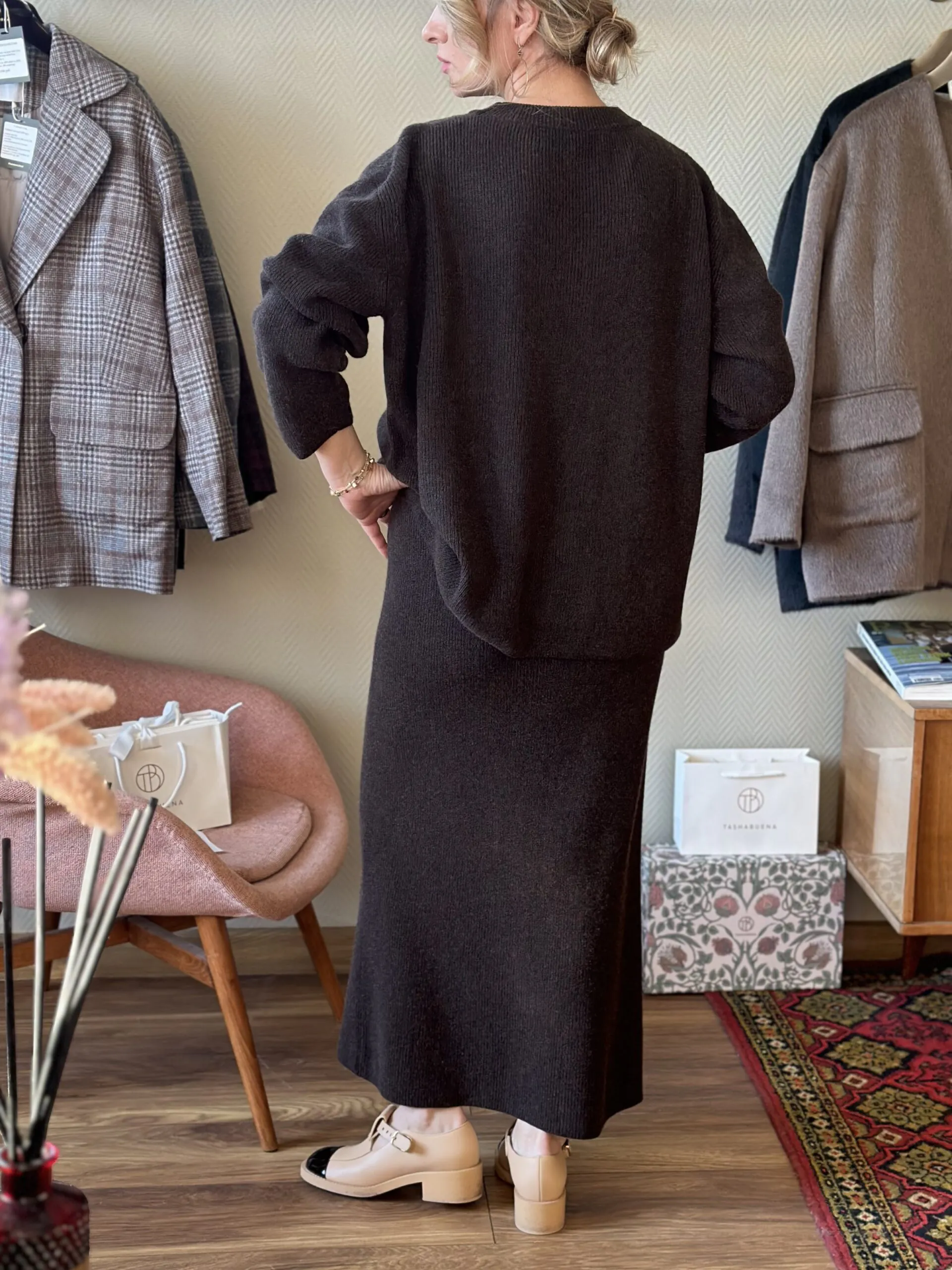 Костюм из 100% кашемира LoroPiana Грета Трюфель Костюм из 100% кашемира LoroPiana Грета Трюфель