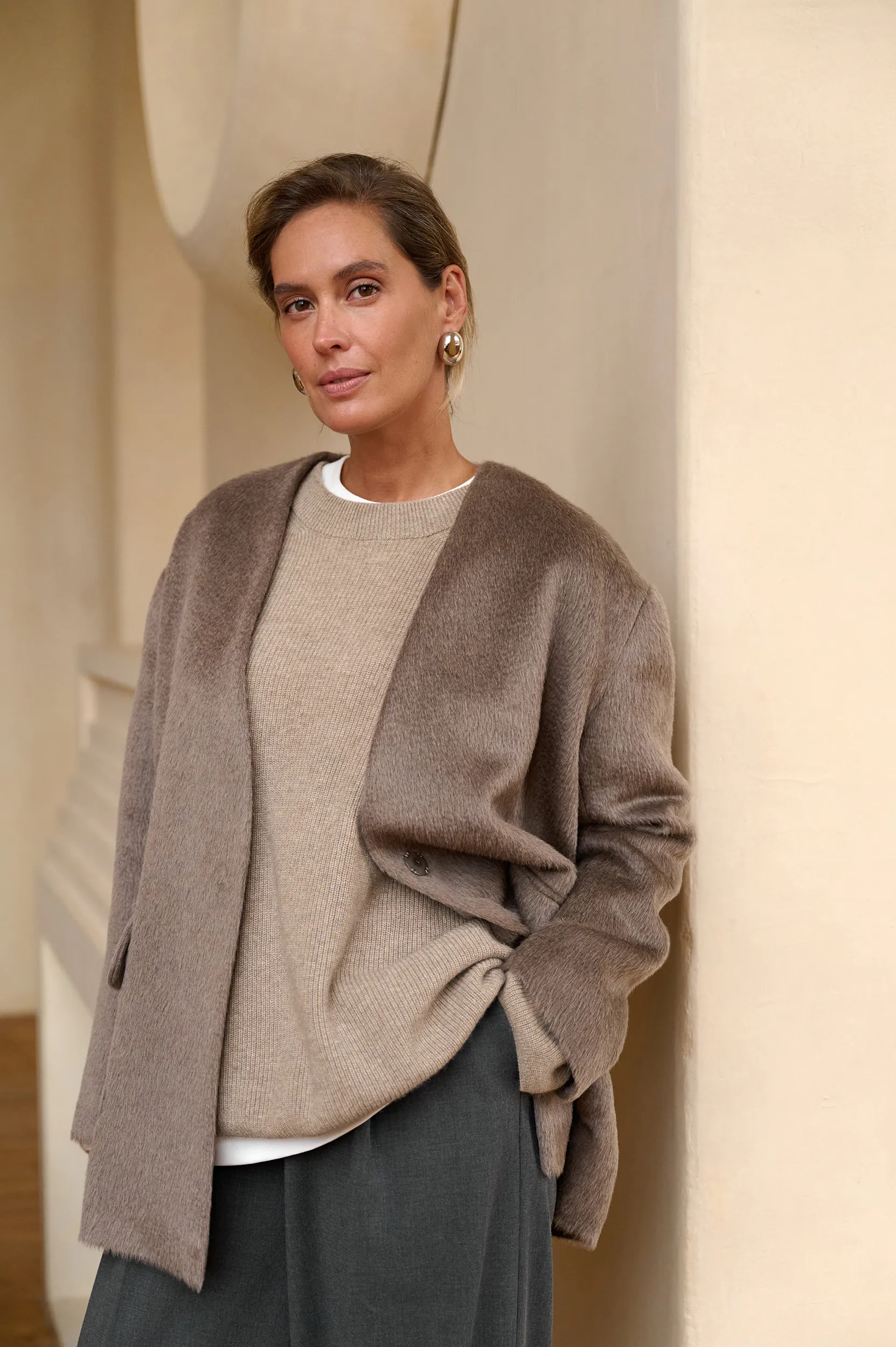 Пальто пиджак из Suri Alpaca Taupe