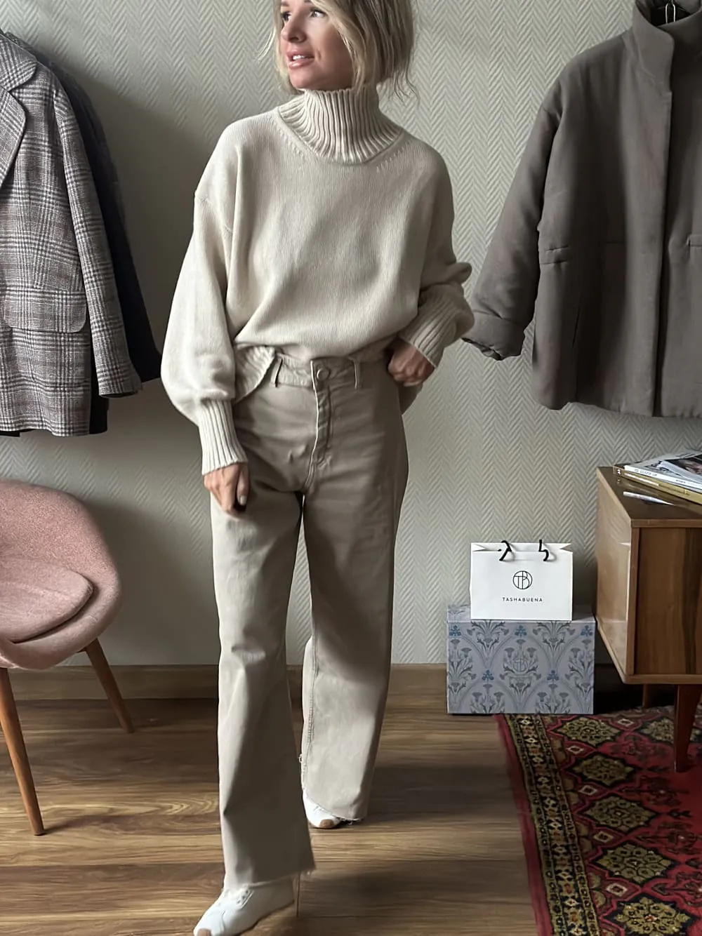 Свитер Оверсайз из 100% Baby кашемира LoroPiana Песочный
