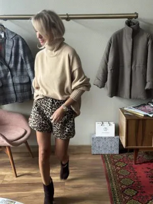 Свитер Оверсайз из 100% Baby кашемира LoroPiana Печенье