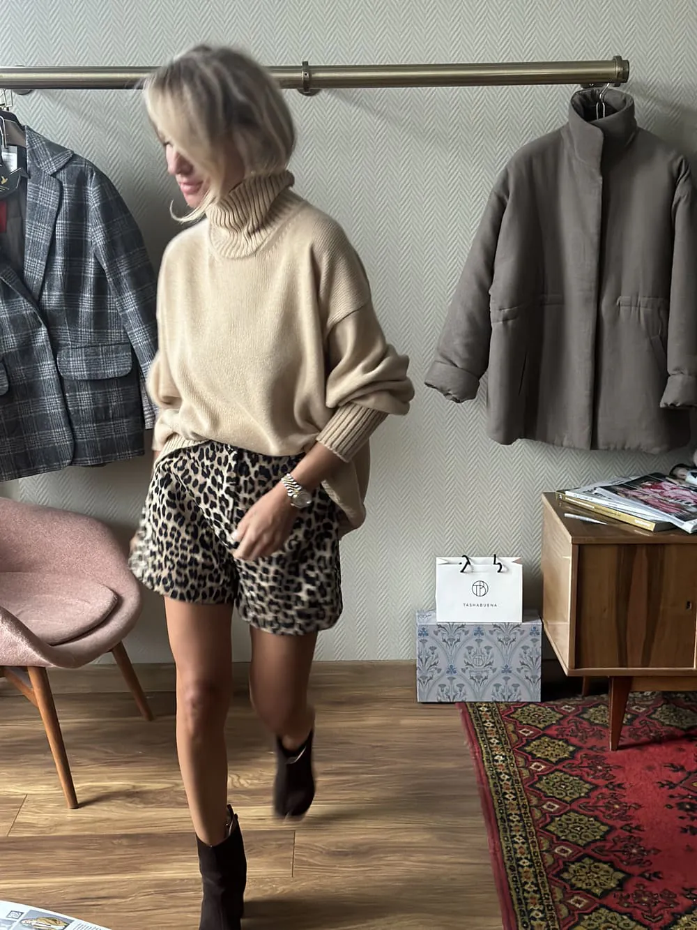 Свитер Оверсайз из 100% Baby кашемира LoroPiana Печенье
