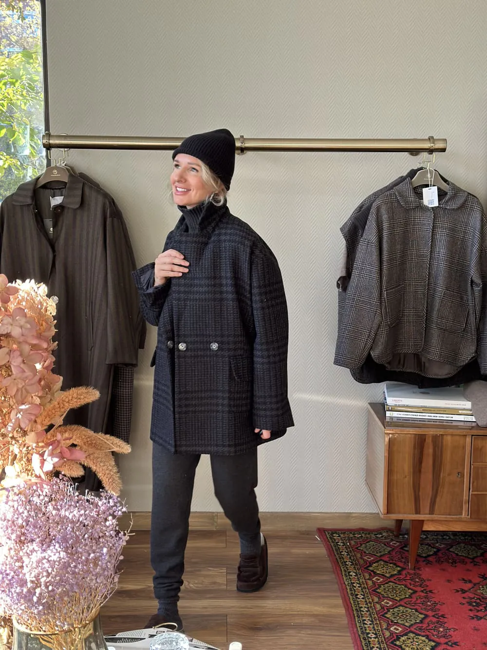 Шапка из 100% Baby кашемира LoroPiana Darkness